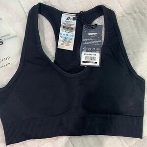 NWT black Lilias Active Sports Bra, size L
